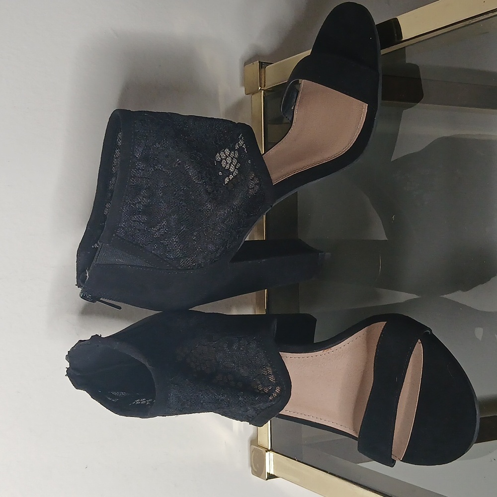 NWT Torrid black covered lace tapered heels size 9w
